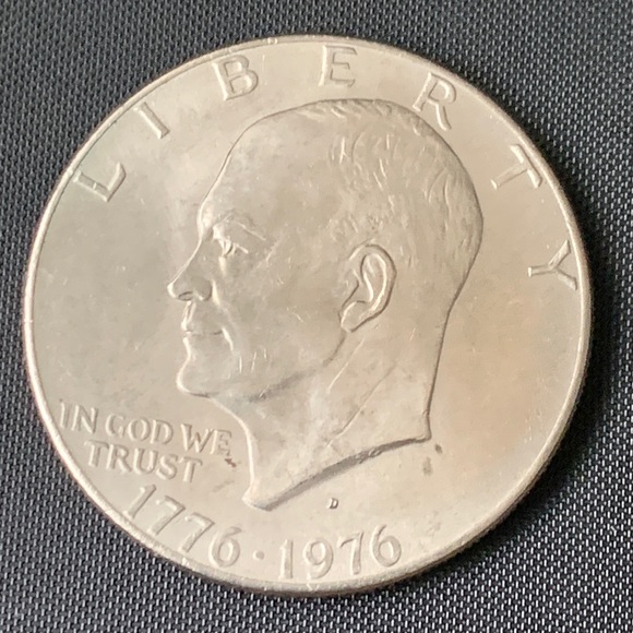 1976 D Eisenhower One Dollar Coin Copper Nickel Clad $1 Bicentennial Ike 1976D - Picture 1 of 5